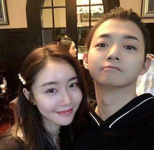 娱乐圈吃瓜照片,吃瓜照片揭秘明星幕后真相